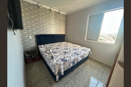Apartamento à venda com 3 quartos, 165m² em Heliópolis, Belo Horizonte