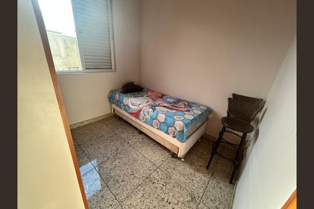 Apartamento à venda com 3 quartos, 165m² em Heliópolis, Belo Horizonte