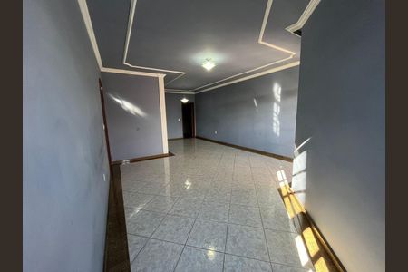 Casa à venda com 3 quartos, 133m² em Planalto, Belo Horizonte