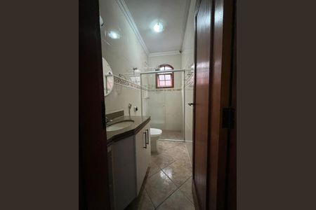 Casa à venda com 133m², 3 quartos e 2 vagas