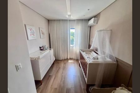 Casa à venda com 4 quartos, 360m² em São João Batista, Belo Horizonte