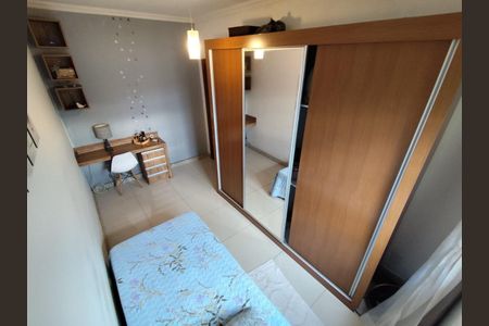 Casa à venda com 240m², 3 quartos e 2 vagas