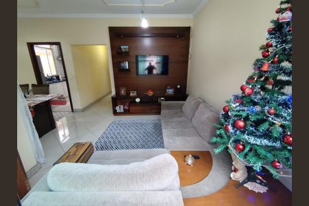 Casa à venda com 3 quartos, 240m² em Céu Azul, Belo Horizonte