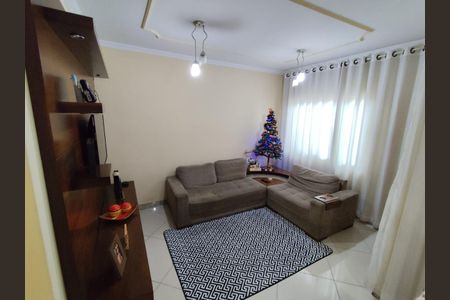 Casa à venda com 3 quartos, 240m² em Céu Azul, Belo Horizonte