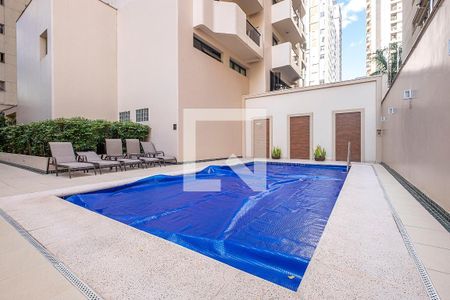 Apartamento à venda com 160m², 2 quartos e 3 vagas Apartamento à venda com 160m², 2 quartos e 3 vagasPiscina