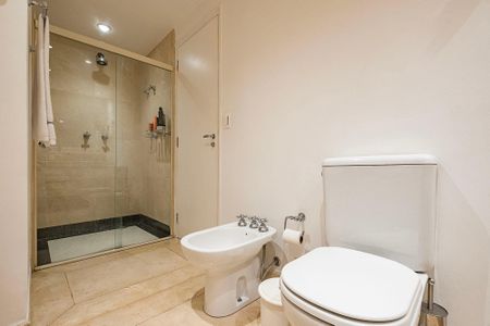Suíte  de apartamento à venda com 2 quartos, 160m² em Jardim Paulista, São Paulo