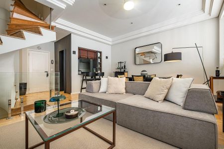 Apartamento à venda com 160m², 2 quartos e 3 vagas Apartamento à venda com 160m², 2 quartos e 3 vagasSala/Cozinha