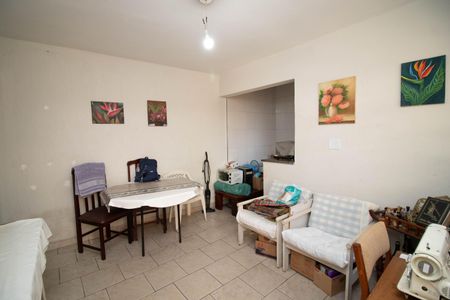 Casa à venda com 210m², 4 quartos e 2 vagas Casa à venda com 210m², 4 quartos e 2 vagasÁrea de Serviço