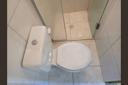 Casa à venda com 210m², 4 quartos e 2 vagasBanheiro da Suíte 2 / Casa 01