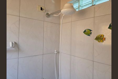 Casa à venda com 210m², 4 quartos e 2 vagasBanheiro da Suíte 2 / Casa 01