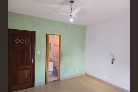 Casa à venda com 210m², 4 quartos e 2 vagasSuíte 01 / Casa 01