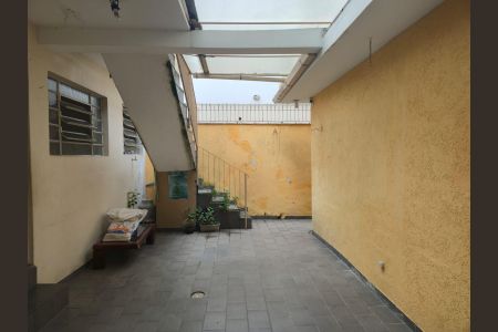 Casa à venda com 210m², 4 quartos e 2 vagasÁrea de Serviço / Casa 02