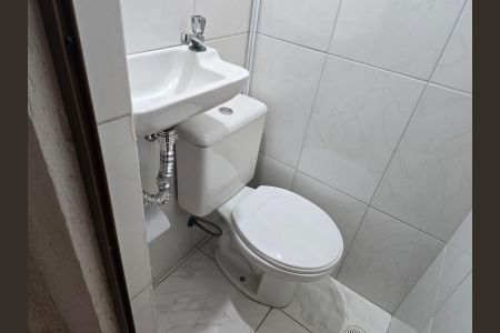 Casa à venda com 210m², 4 quartos e 2 vagasLavabo  / Casa 01