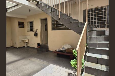 Casa à venda com 210m², 4 quartos e 2 vagasÁrea de Serviço / Casa 02