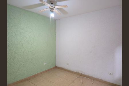 Casa à venda com 210m², 4 quartos e 2 vagasSuíte 02 / Casa 01