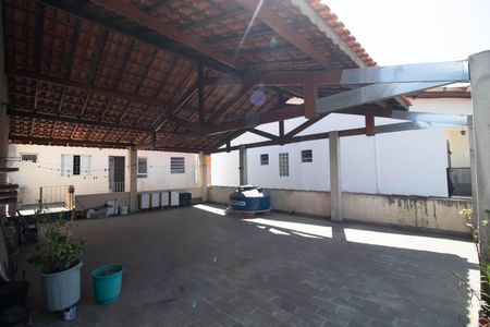 Casa à venda com 210m², 4 quartos e 2 vagas Casa à venda com 210m², 4 quartos e 2 vagasÁrea Externa - Terraço
