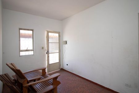 Casa à venda com 210m², 4 quartos e 2 vagas Casa à venda com 210m², 4 quartos e 2 vagasCasa 3 - Sala