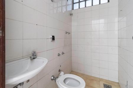 Casa à venda com 500m², 5 quartos e 4 vagasBanheiro de Serviço