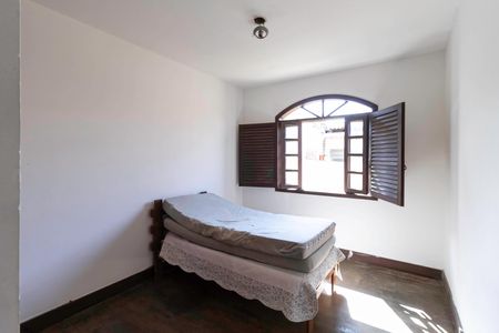 Casa à venda com 500m², 5 quartos e 4 vagasQuarto