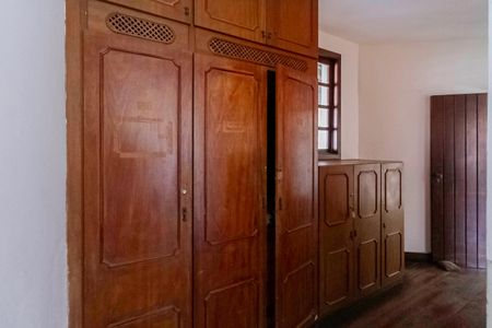 Casa à venda com 500m², 5 quartos e 4 vagasCloset da Suíte 1