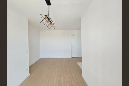 Sala de apartamento à venda com 2 quartos, 56m² em Vila Itapegica, Guarulhos