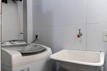 Apartamento à venda com 65m², 2 quartos e 1 vagaÁrea de Serviço