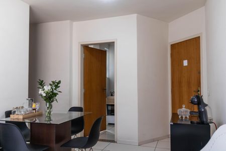 Sala de apartamento à venda com 2 quartos, 65m² em Nova Suíça, Belo Horizonte