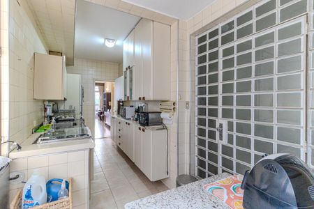 Apartamento à venda com 89m², 2 quartos e 1 vaga Apartamento à venda com 89m², 2 quartos e 1 vagaCozinha