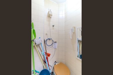 Apartamento à venda com 89m², 2 quartos e 1 vaga Apartamento à venda com 89m², 2 quartos e 1 vagaBanheiro de Serviço