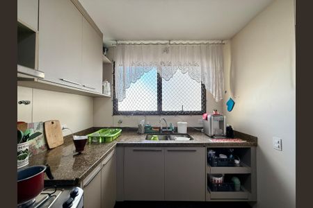 Apartamento para alugar com 160m², 3 quartos e 2 vagas Apartamento para alugar com 160m², 3 quartos e 2 vagasCozinha