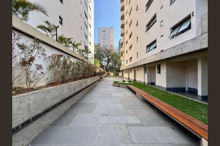 Apartamento para alugar com 160m², 3 quartos e 2 vagas Apartamento para alugar com 160m², 3 quartos e 2 vagasÁrea comum