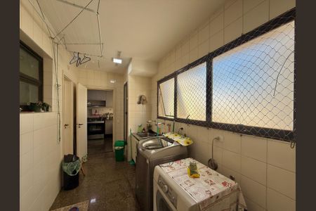 Apartamento para alugar com 160m², 3 quartos e 2 vagas Apartamento para alugar com 160m², 3 quartos e 2 vagasÁrea de Serviço