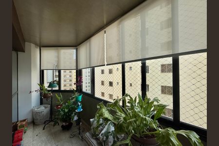 Apartamento para alugar com 160m², 3 quartos e 2 vagas Apartamento para alugar com 160m², 3 quartos e 2 vagasSacada