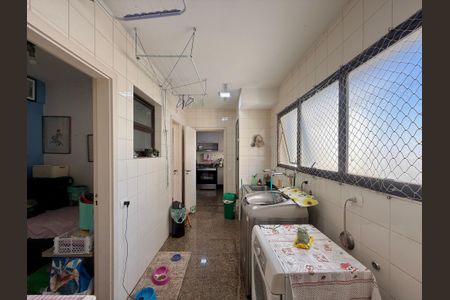 Apartamento para alugar com 160m², 3 quartos e 2 vagas Apartamento para alugar com 160m², 3 quartos e 2 vagasÁrea de Serviço