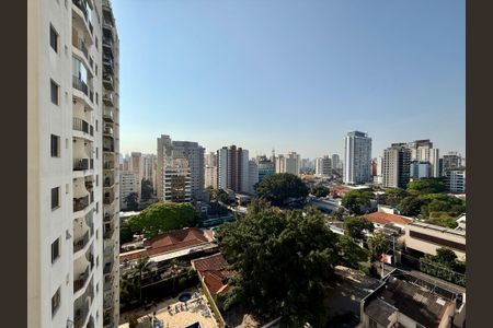 Apartamento para alugar com 160m², 3 quartos e 2 vagas Apartamento para alugar com 160m², 3 quartos e 2 vagasVista Quarto 2