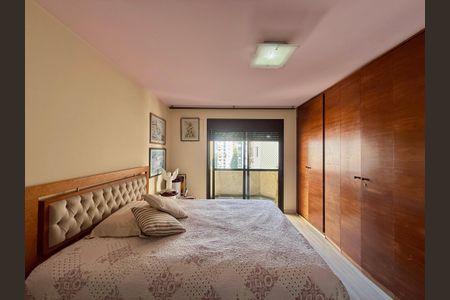 Apartamento para alugar com 160m², 3 quartos e 2 vagas Apartamento para alugar com 160m², 3 quartos e 2 vagasSuíte