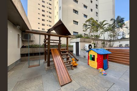 Apartamento para alugar com 160m², 3 quartos e 2 vagas Apartamento para alugar com 160m², 3 quartos e 2 vagasPlayground