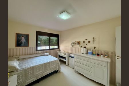 Apartamento para alugar com 160m², 3 quartos e 2 vagas Apartamento para alugar com 160m², 3 quartos e 2 vagasQuarto 3