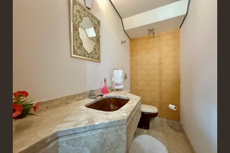 Apartamento para alugar com 160m², 3 quartos e 2 vagas Apartamento para alugar com 160m², 3 quartos e 2 vagasLavabo