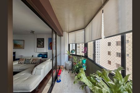 Apartamento para alugar com 160m², 3 quartos e 2 vagas Apartamento para alugar com 160m², 3 quartos e 2 vagasSacada