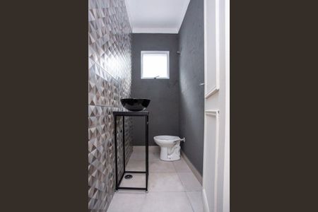 Casa à venda com 214m², 3 quartos e 2 vagas