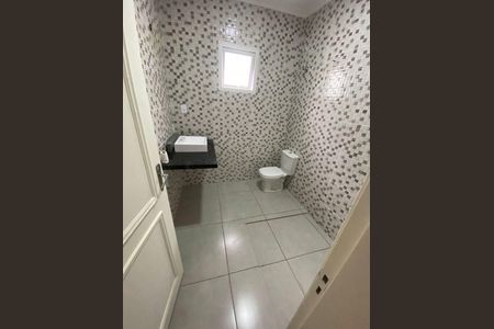 Casa à venda com 3 quartos, 214m² em Vila Alexandria, São Paulo