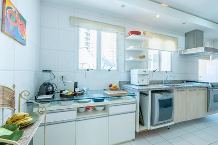 Apartamento à venda com 143m², 3 quartos e 3 vagas