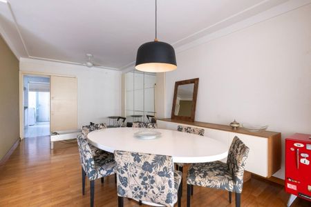 Apartamento à venda com 143m², 3 quartos e 3 vagas