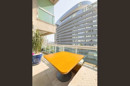 Apartamento à venda com 160m², 3 quartos e 2 vagas