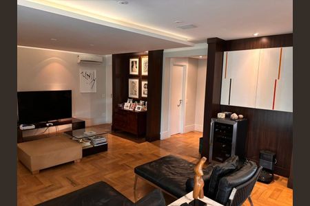 Apartamento à venda com 258m², 4 quartos e 4 vagas