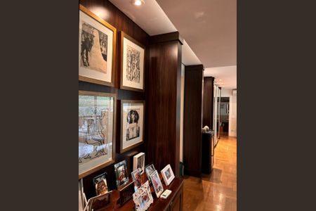 Apartamento à venda com 258m², 4 quartos e 4 vagas