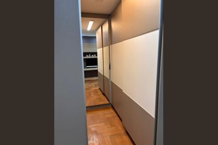 Apartamento à venda com 258m², 4 quartos e 4 vagas