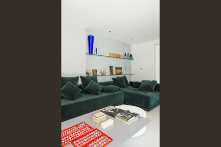 Casa à venda com 3 quartos, 723m² em Jardim Paulista, São Paulo