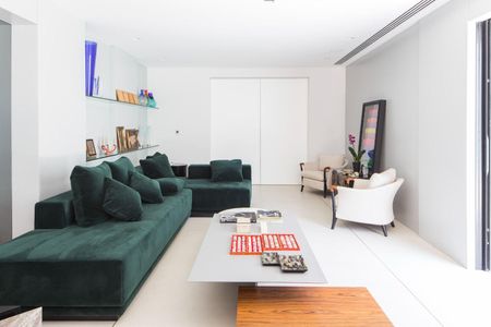 Casa à venda com 3 quartos, 723m² em Jardim Paulista, São Paulo